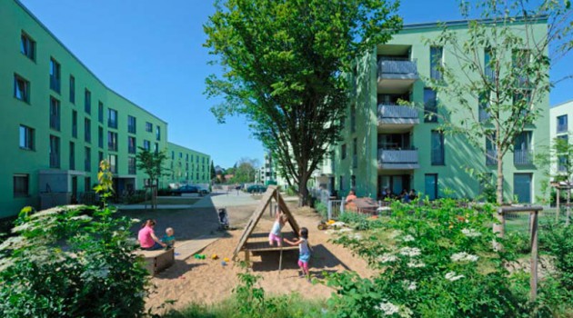 Микрорайон социального жилья Buchheimer Weg в Кельне. 2012 год.